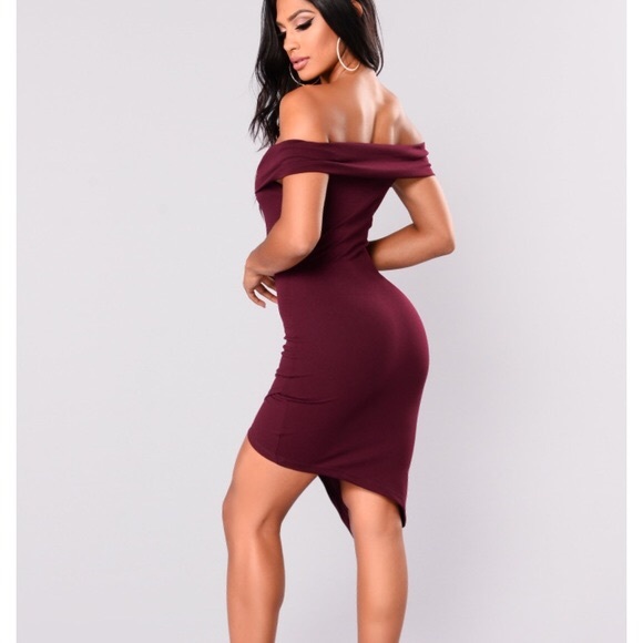 NWOT Fashion Nova Maroon Off Shoulder Dress - Picture 2 of 4